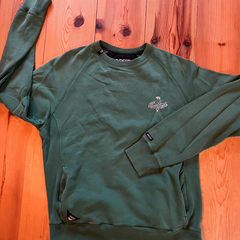 Green 10.Deep Crewneck Sweater